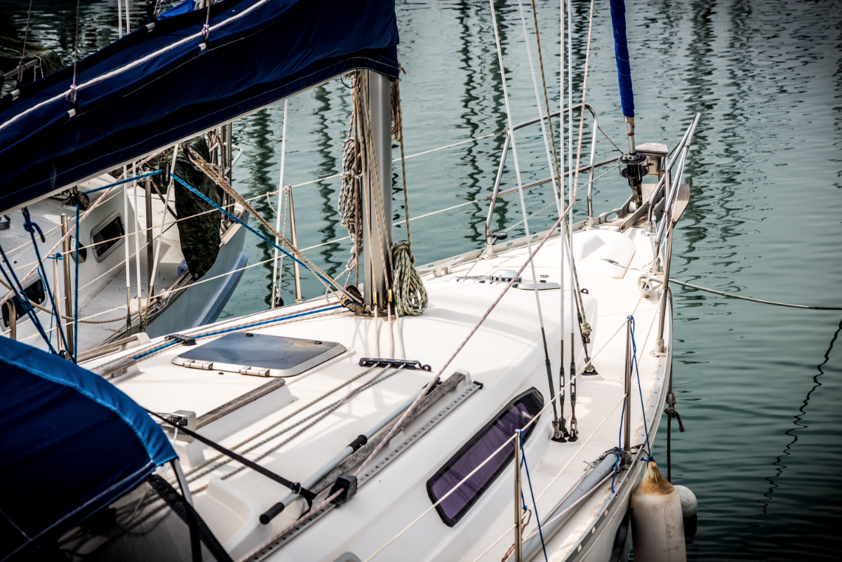 Tips For Public Safety On Pontoon Boats Image